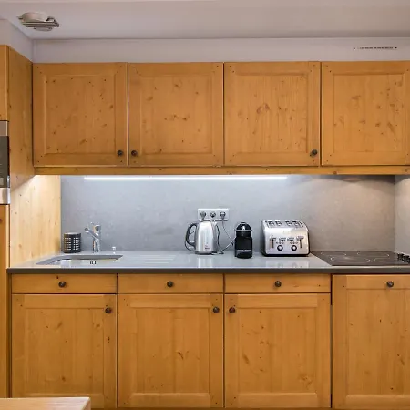 Superbe 80m² Pour 6 A 1850 - 3 Chambres, Parking, Casier A Skis - Fr-1-564-42 Apartman Courchevel